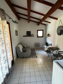 Maison avec terrasse et parking, à 350 m de la plage - Saint-Martin-dʼArdèche - 1