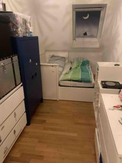 Romslig leilighet med to soverom pluss hems med dobbeltseng - Bergen - 4