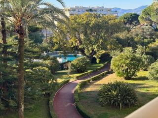 Chic 2 bedroom with Huge Terrace and Pool Cannes - Cannes - 9