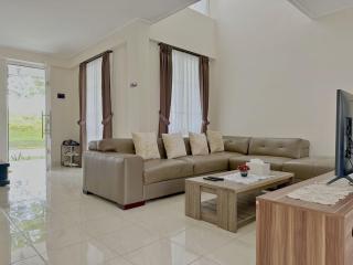 Blessimore Springhill 4BR - Palembang - 5