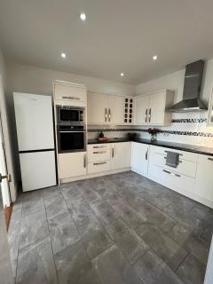 No 48 Fivedom - Luxury 1-Bed Apartment with Free Parking - Southampton - 7