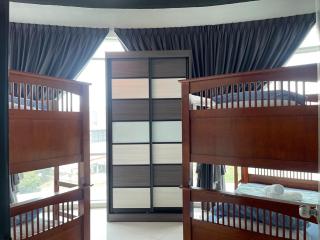 2BR Airport Panoramic View Family Suite - 2