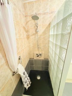 Joli T2, classé 3 étoiles, climatisé vue mer, parking - 8