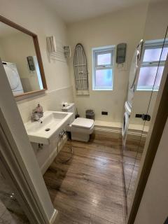 Littleton Co-living - Private Room Self-cater - Manchester - 6