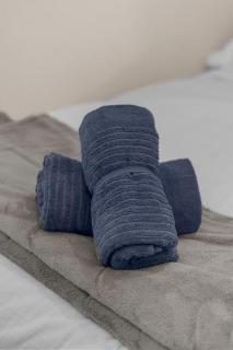 COZY 2 BED APARTMENT Sleeps 5 - Croydon - 1