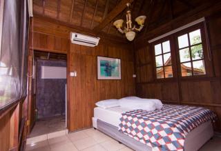 Villa Couple by Santosa Stable Resort - 3