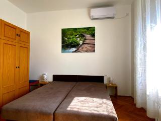 Júlia Apartmanház - Szeged - 3