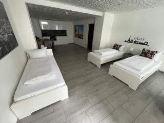 Wohnen auf Zeit Apartments mit E-Ladesäulen Monteure - Osnabrück - 0