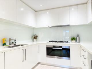 Exclusive Skyline Views 3BR Opposite Crown Casino - Melbourne - 3