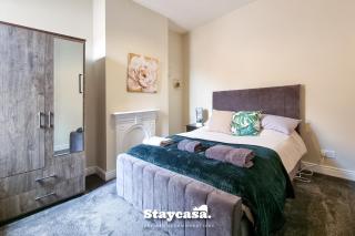 Rustic Ebony Suite With Free Parking - Manchester - 7