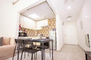 Cozy Studio for Daily Rental Warsan - 2