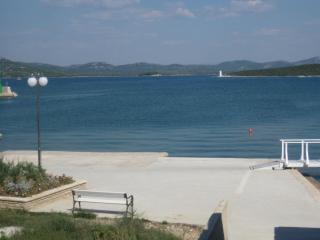 Apartmani Lukin - Betina - 9