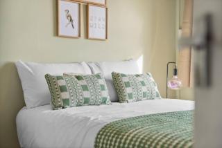 Denshaw House - 4