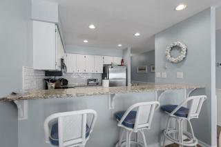 Breakers C32 condo - Pine Knoll Shores - 4