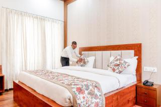 Royal Delight Resort - 8