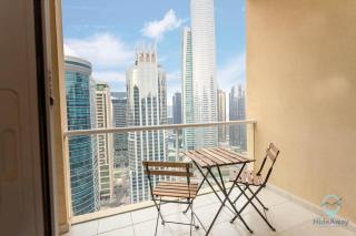 Lake Views Stunning Studio l 1 Min Walk to Metro - 0