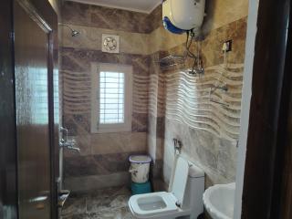 Hotel tirupati inn hill view - 1