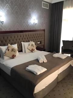 Capitol Hotel Stay - Bakoe - 6