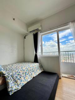 Taguig City Grace Residences with small balcony - 5