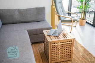 Fully furnished with stunning panoramic view - 4