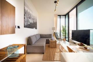 Fully furnished with stunning panoramic view - 7