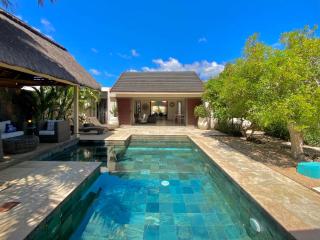 Large villa with private pool and tropical garden - Grand-Baie - 0