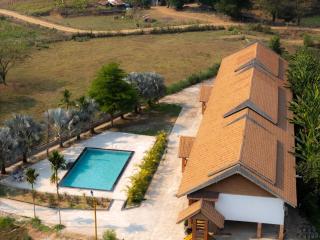 Vang Vieng Romantic Mountain View Resort - Vang Vieng - 4