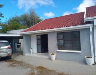 10 on Earl Haig Street - Colesberg - 2