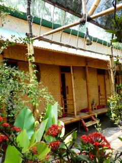 Uncle Hippie's Dream - Gili Meno - 7