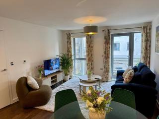 Avocado Tree Apartment - Cambridge - 5
