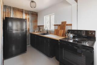 Secluded rustic 1-bedroom cabin on private land - Miramonte - 5