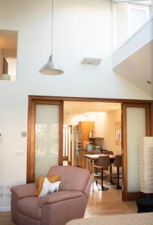 Stylish 3-Bedroom Detached Home in Cambridge - Chesterton - 2