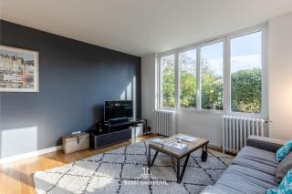 Family Stay - In the Heart of Honfleur 8 guests Private Garden - 8