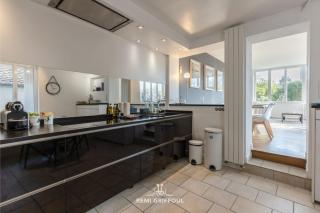 Family Stay - In the Heart of Honfleur 8 guests Private Garden - 7
