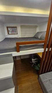 Cozy RC 2BR w loft Netflix Prime KTV Games - Manila - 4