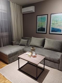 Royal Apartman - Bijeljina - 1
