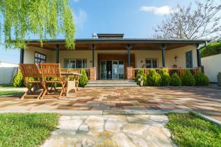 Entire Villa Near Tbilisi Nature Reserve with Panoramic View - Mtskheta - 1