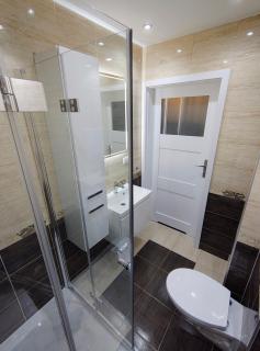 Giraffe Apartment - 2