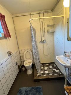 Stuga på en vacker campingplats - 1