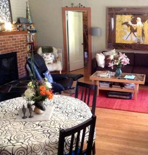 Stylish Artistic Cabin Vacation Rental near Sequoia Kings National Park - Pinehurst - 6