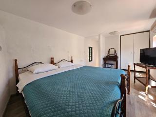 The 4th Old Town Suites - Rodes - 8