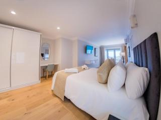 Cape Joy - BRAND NEW luxury villa just rolled out in Cape Town, Plattekloof - Plattekloof - 6