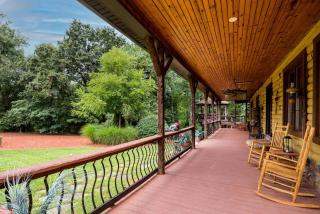Luxurious Vacation Rental for Groups near Hoosier National Forest, Indiana - - 5