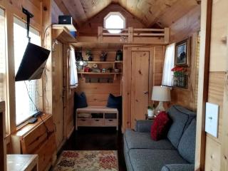 Gorgeous Georgia Tiny Home for a Couples Retreat - - 4