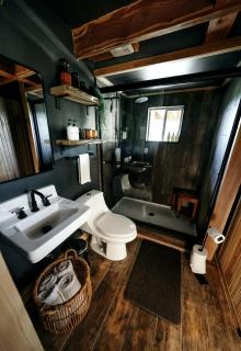 Magical Tennessee Tiny House with a Rooftop Deck - Alcoa - 6