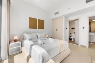 Waves- Cozy 1BR Lakefront Stay in JLT - 1