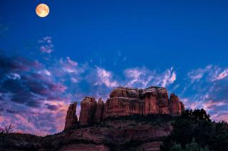 Remote Bell Tent with Spectacular Landscapes in Arizona - - 5