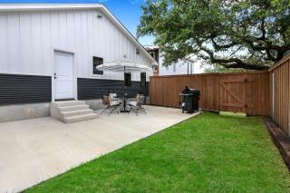 Luxurious Rental with Private Yard and BBQ in Wimberley, Texas - Driftwood - 8