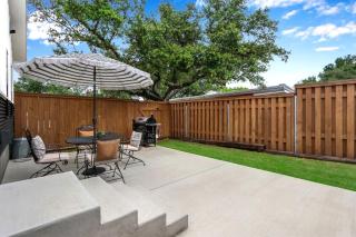 Luxurious Rental with Private Yard and BBQ in Wimberley, Texas - 1