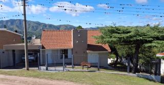 Casa con piscina vista al lago montañas-Sierras de Córdoba - Villa Parque Siquiman - 9